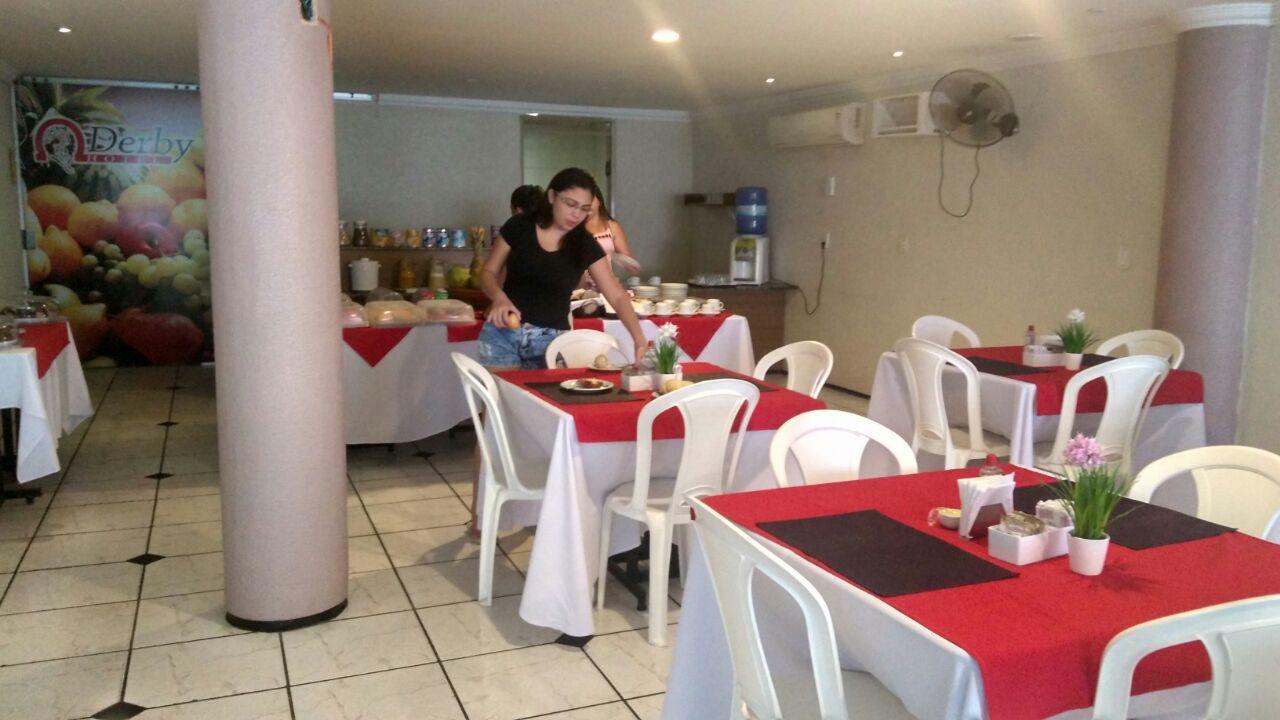 Derby Hotel Собрал Экстерьер фото